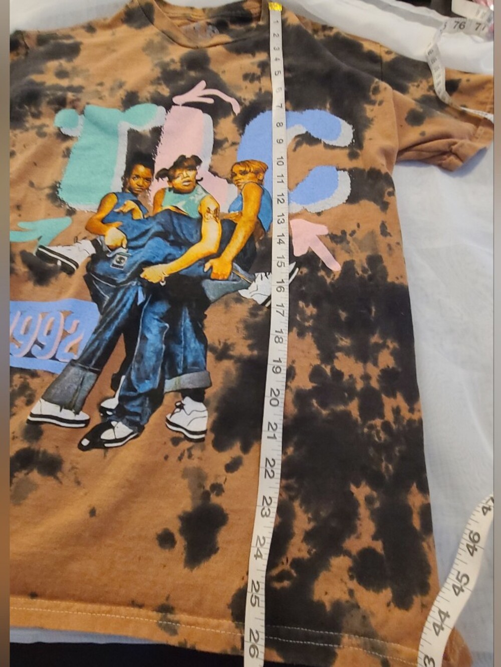 TLC Tie-Dye Graphic Tee Brown Black with Pastel, Band Tee, Women's Med - Picture 5 of 6